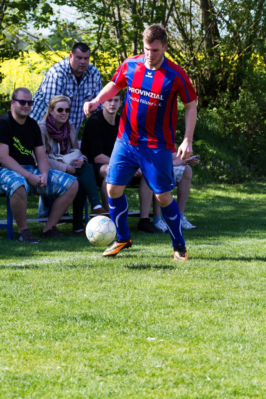 Bild 231 - Herren FSG BraWie 08 - TSV Ntzen : Ergebnis: 1:2